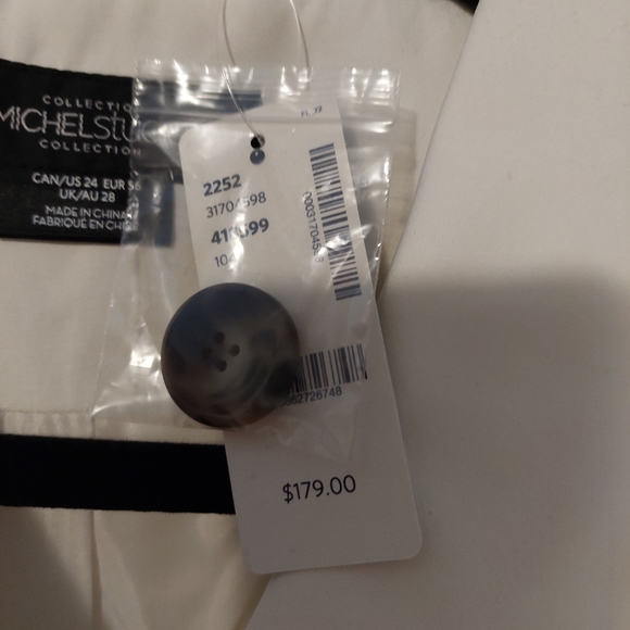 Trench coat - Picture 3 of 7